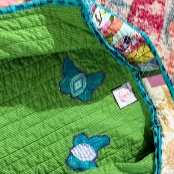 Colorful Quilted Jacket with Unique Print - Picture 7 of 11